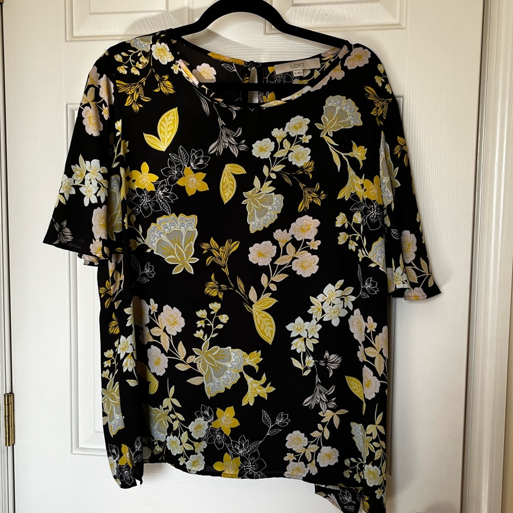 XXL Black and Yellow Floral LOFT Blouse